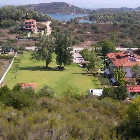 אורמוס פנגיאס Nikos Apartments מראה חיצוני תמונה