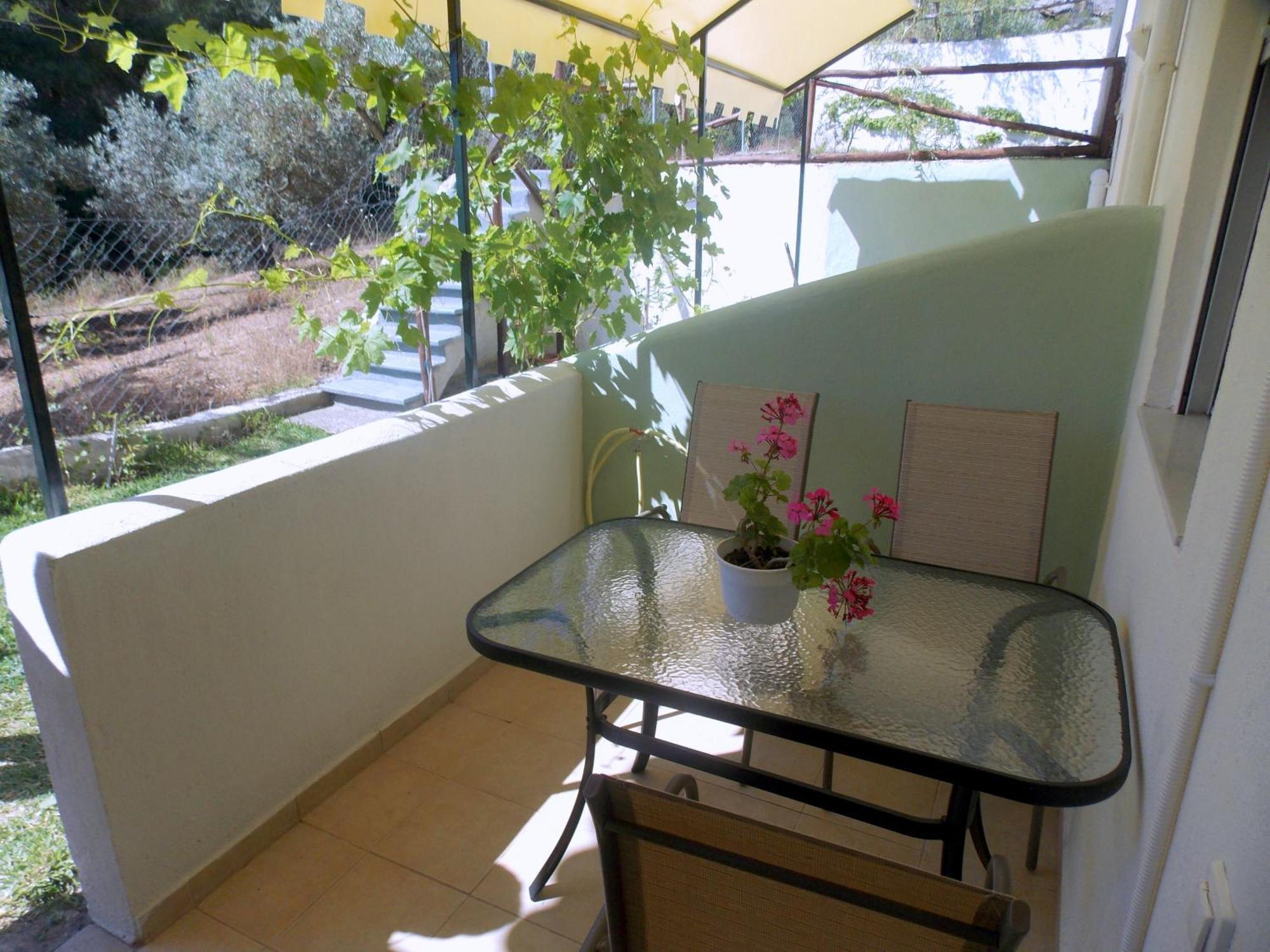 אורמוס פנגיאס Nikos Apartments חדר תמונה