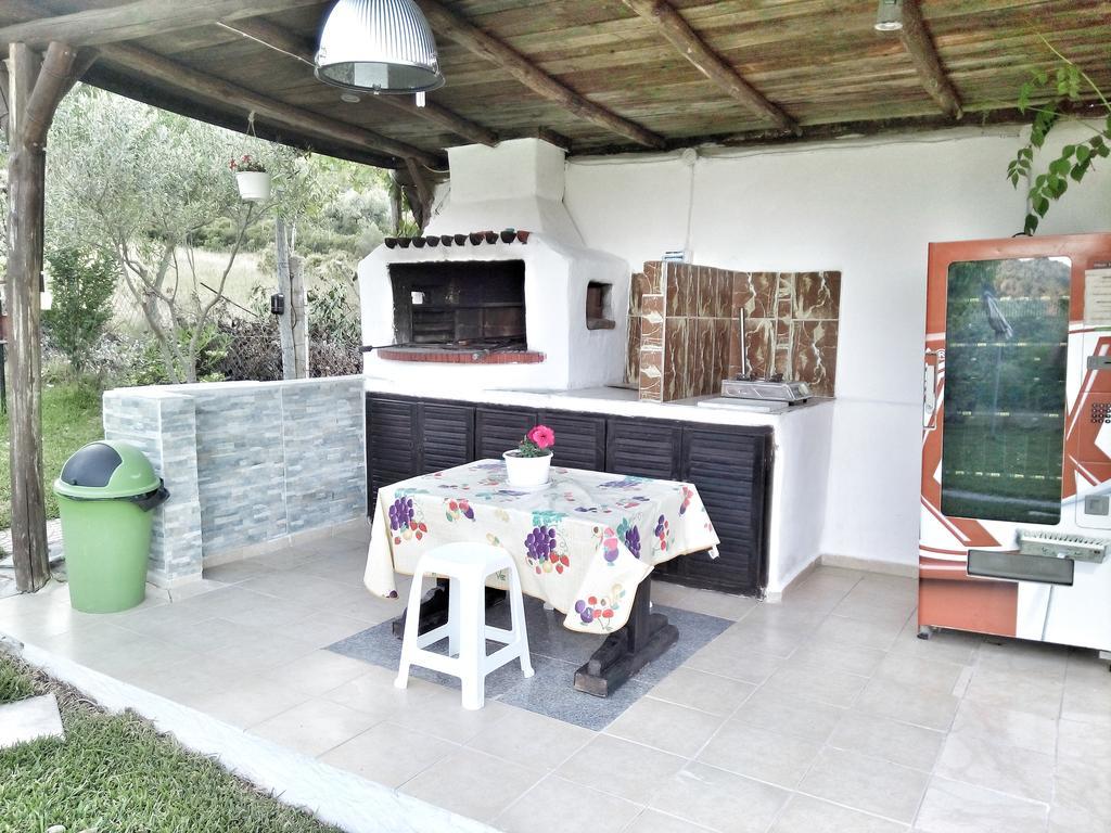 אורמוס פנגיאס Nikos Apartments מראה חיצוני תמונה