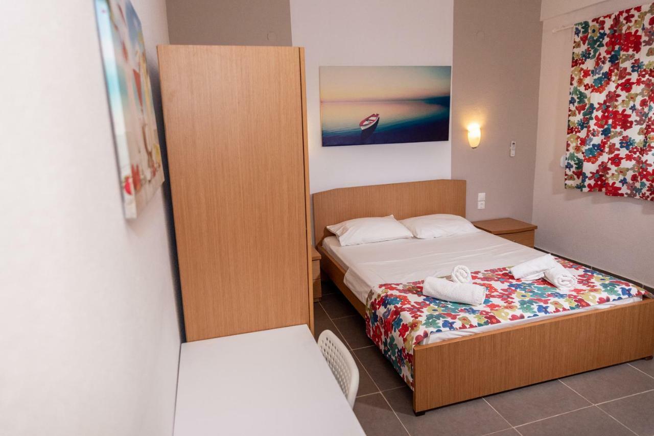 אורמוס פנגיאס Nikos Apartments מראה חיצוני תמונה